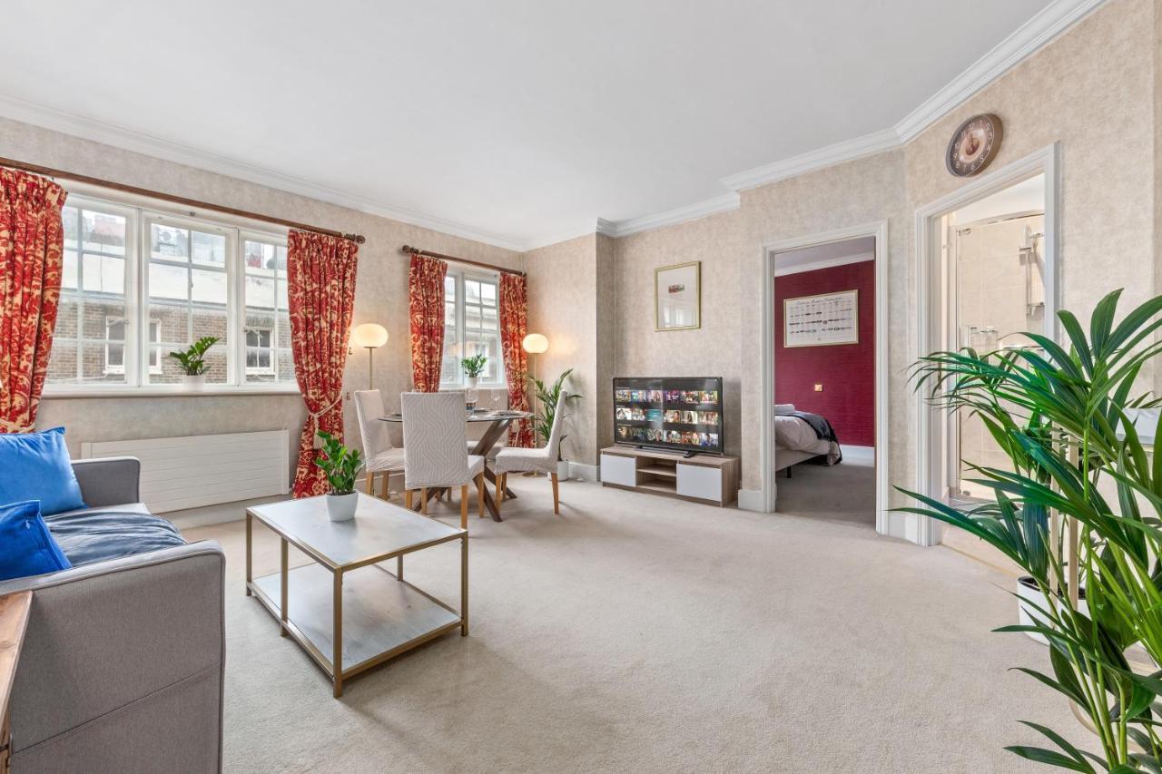 The Mayfair Large Snug London Exterior photo